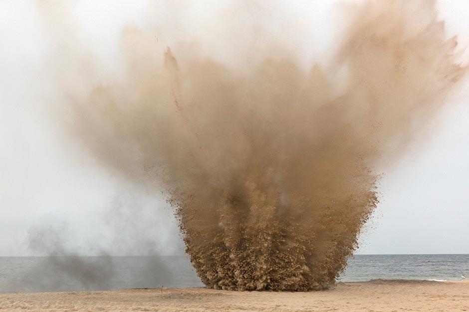 Una bomba explotó en una playa de Ucrania, matando a tres vacacionistas en el lugar. (Foto ilustrativa: Shutterstock)