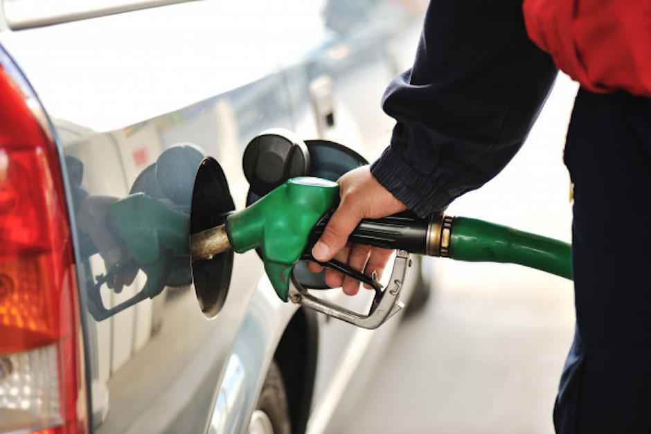 Algunas gasolineras aumentaron entre 40 y 90 centavos los costos de los combustibles, esto a diferencia de las referencias proporcionadas por el Ministerio de Energía y Minas. (Foto: Archivo/Soy502)