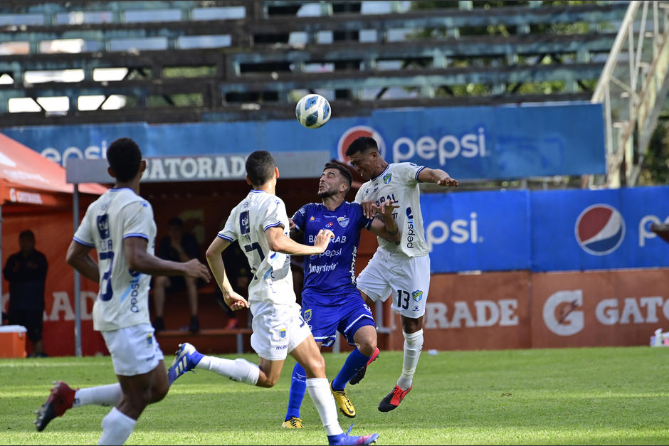 Comunicaciones sigue hundi&eacute;ndose en en la tabla de clasificaci&oacute;n. (Foto: Patrick Agustin/Nuestro Diario)