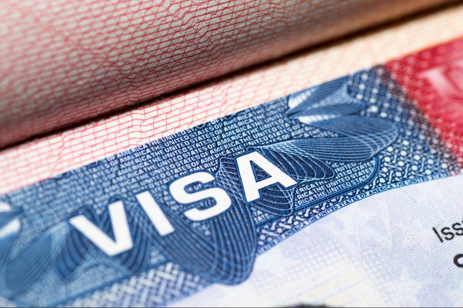 Un hombre fue capturado, acusado de ofrecer visas falsas a guatemaltecos. (Foto: Shutterstock)