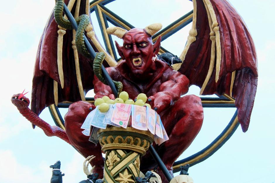 El tradicional Diablo de La Antigua ser&aacute; quemado el 07 de diciembre. (Foto: Sacatep&eacute;quez Star News)
