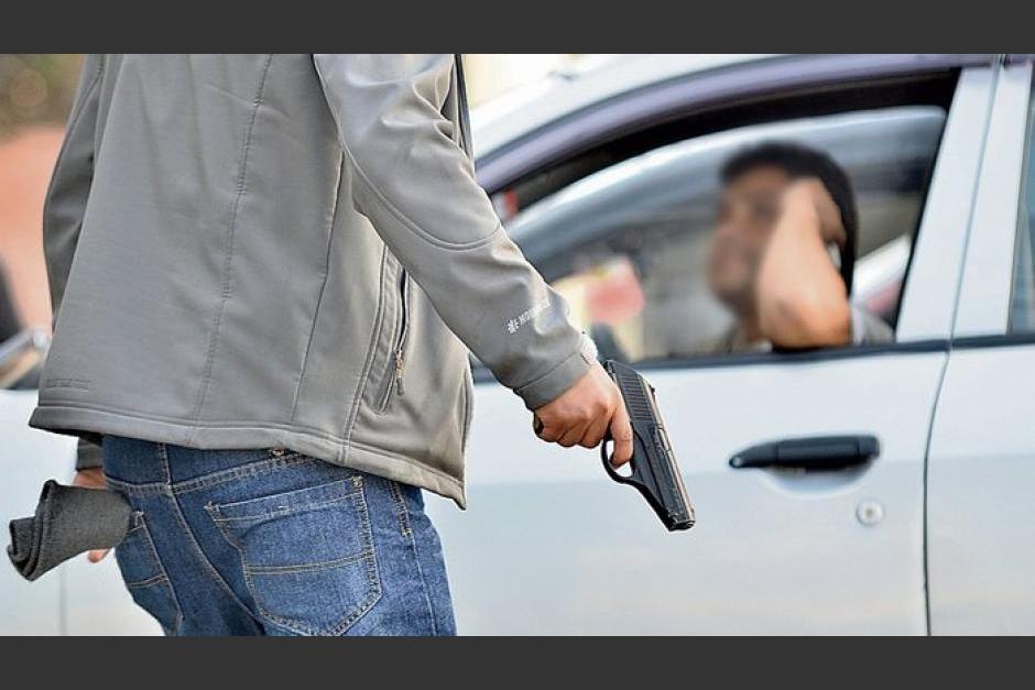 Capturan a un hombre que intentaba robar un carro en el Anillo Periférico, se presume que forma parte de una estructura criminal que opera en las zonas 7, 11 y 12. (Foto ilustrativa: Ojo Perú)