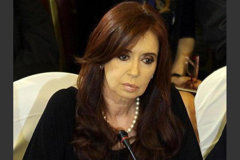 Un tribunal conden&oacute; este martes a la vicepresidenta y exmandataria&nbsp;Cristina&nbsp;Kirchner&nbsp;a la pena de seis a&ntilde;os de prisi&oacute;n e inhabilitaci&oacute;n perpetua. (Foto: Archivo/Soy502)