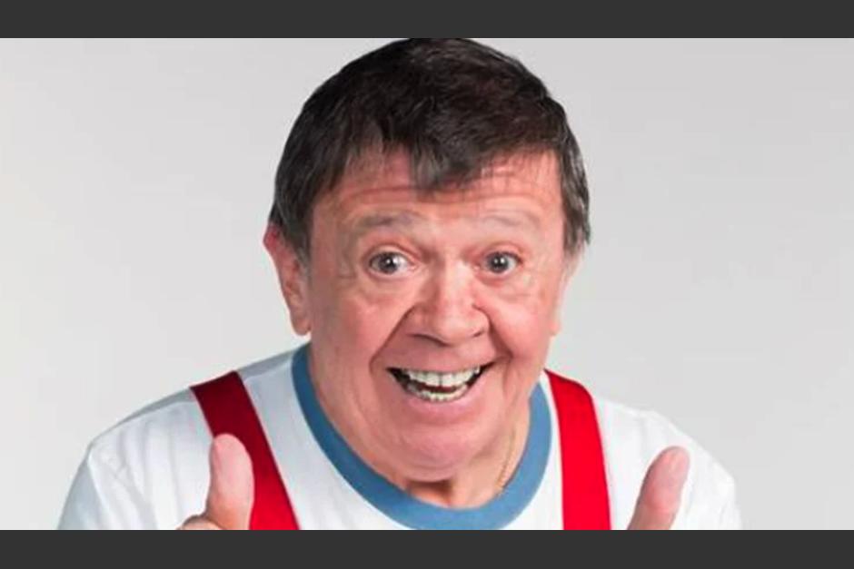 Un aficionado en Qatar escandalizó las redes sociales por su parecido con Chabelo. (Foto: Infobae)