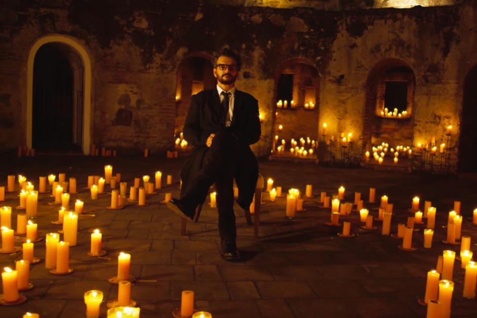 Ricardo Arjona invitó a obtener un recuerdo de "Hecho a la Antigua". (Foto: Instagram)