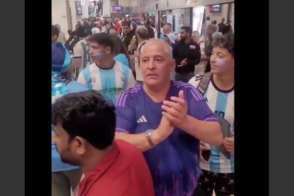 Los hinchas argentinos han llegado al Qatar a apoyar a la Albiceleste. (Foto: captura de pantalla)