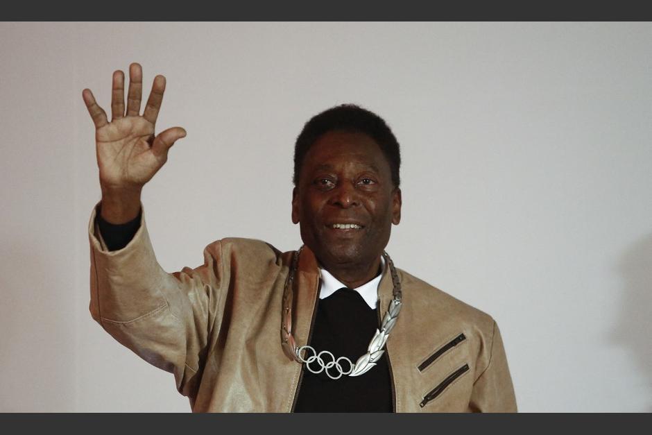 El astro brasile&ntilde;o contin&uacute;a internado en un hospital, pero su situaci&oacute;n parece agravarse. (Foto: AFP)