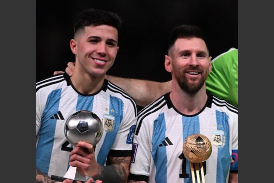 Enzo Fern&aacute;ndez le escribi&oacute; una emotiva carta a Messi. (Foto: AFP)