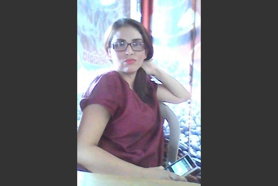 Mayte Cruz es otra enfermera que resultó herida en el percance vial ocurrido en la calzada Roosevelt, la mañana de Navidad. (Foto: Filial Hospital Roosevelt Sindicato San Juan de Dios)