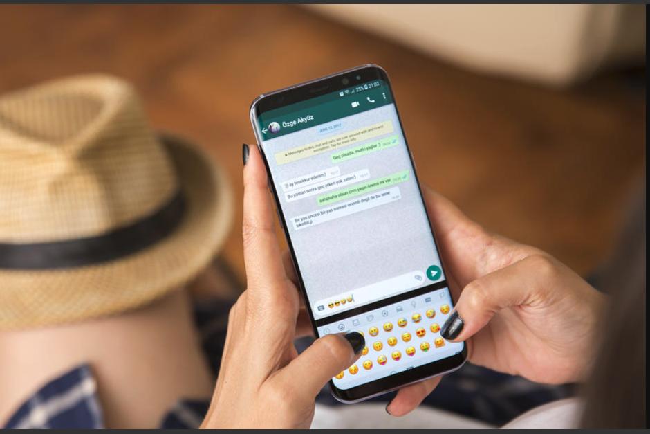 WhatsApp ya permite recuperar mensajes eliminados por accidente. (Foto: Shutterstock)