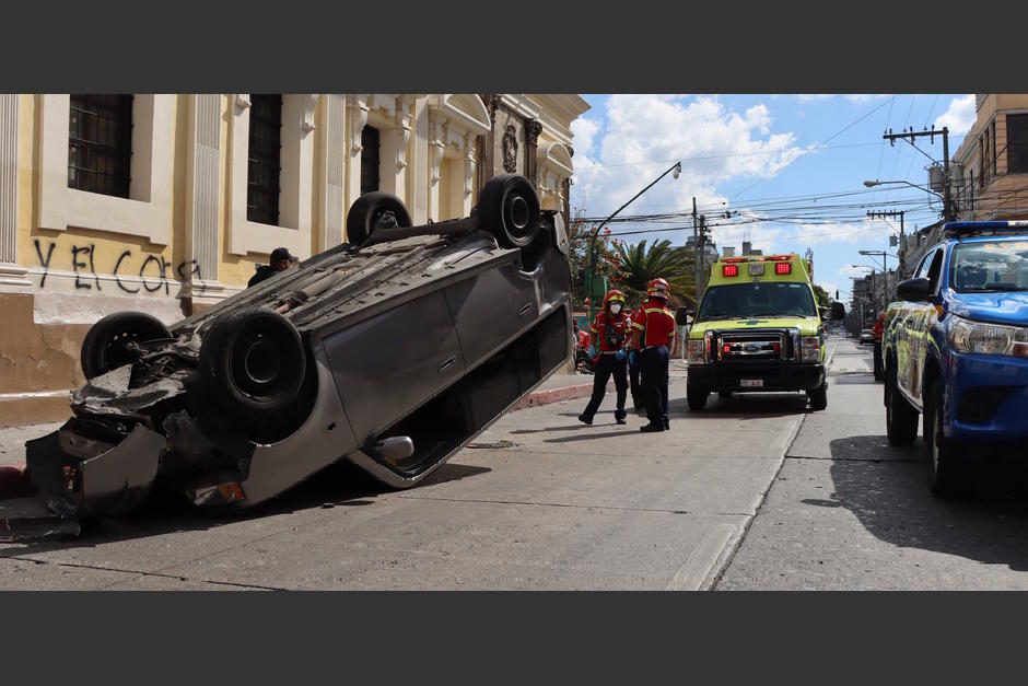 Video muestra el momento en el que se produjo un accidente de tránsito en la zona 1 capitalina. (Foto: Bomberos Municipales)&nbsp;