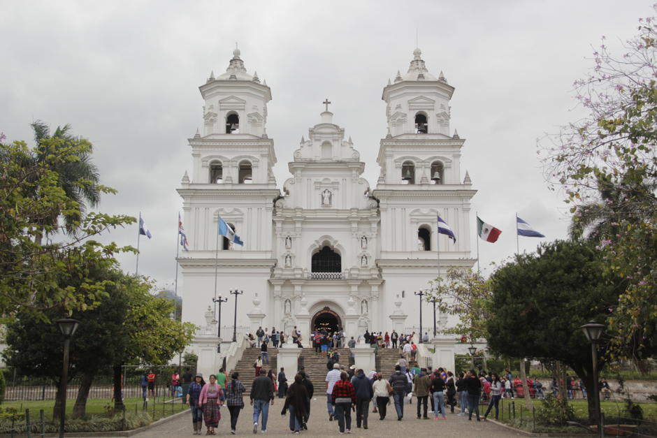 Los feligreses deber&aacute;n cumplir con todas las medidas establecidas para participar en las actividades relacionadas con la feria. (Foto: Fredy Hern&aacute;ndez/Soy502)