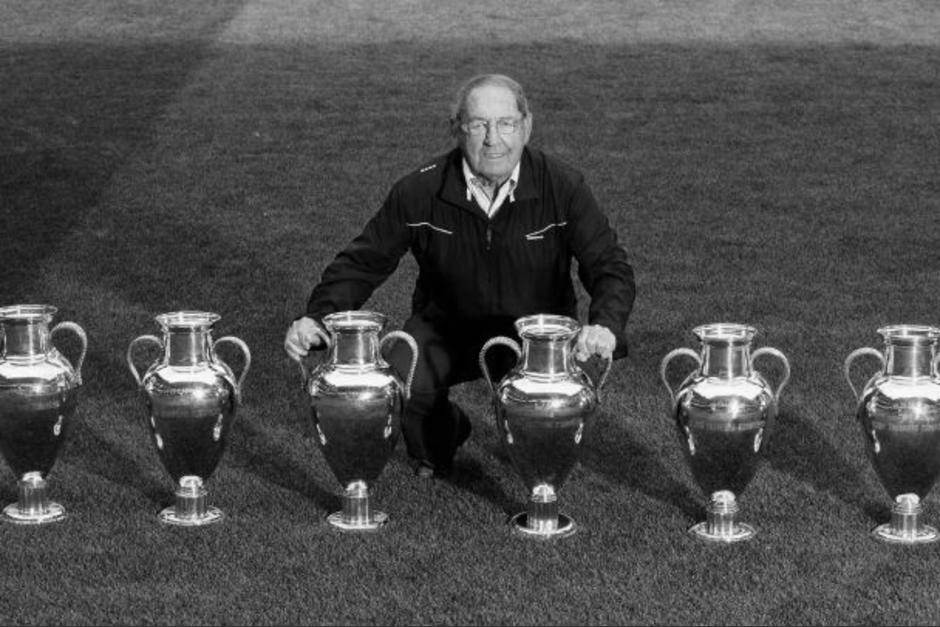 Paco Gento ha sido el único jugador del Real Madrid en ganar seis copas de Europa. (Foto: AS)