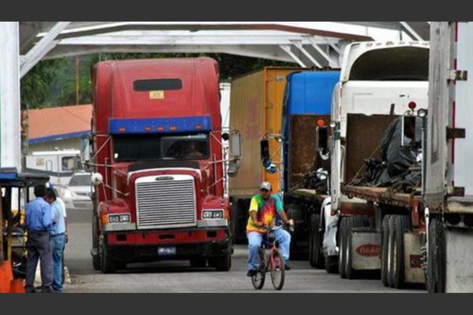 Transportistas anuncian paro para este lunes. (Foto: archivo/Soy502)
