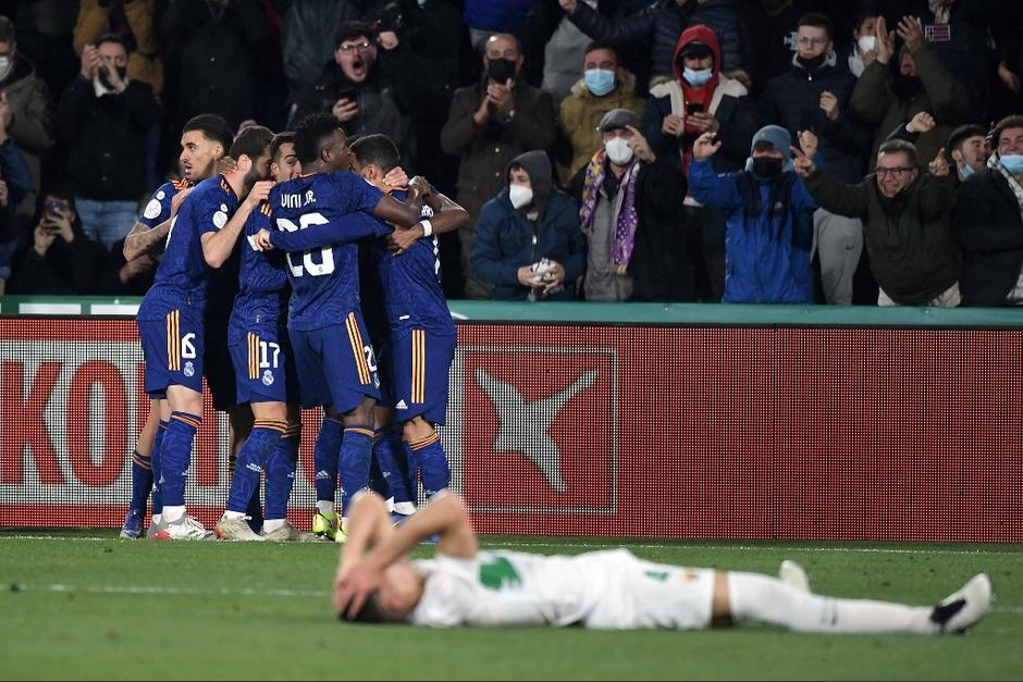 Real Madrid rescata el empate en tiempo de descuento