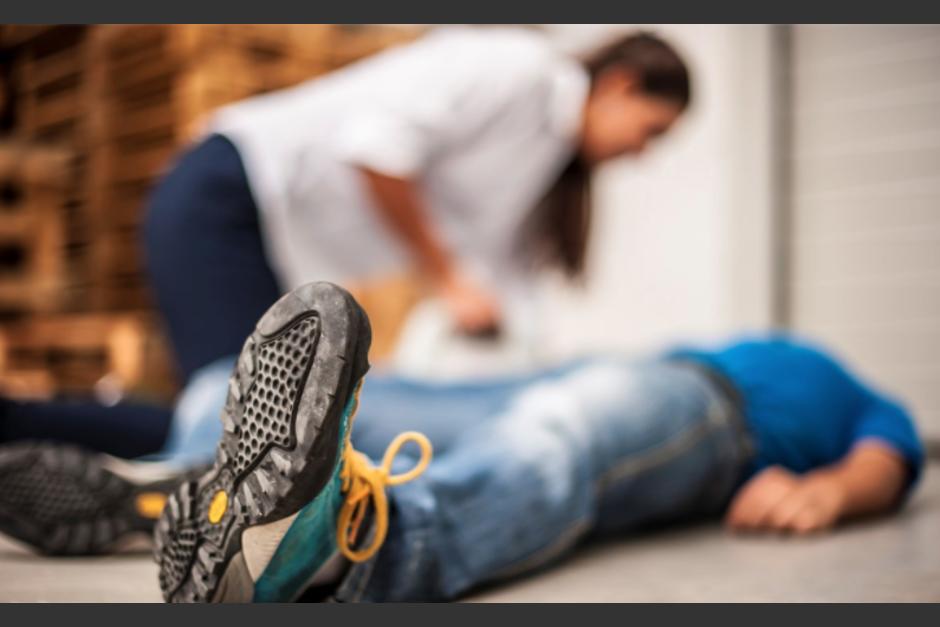 Los desmayos podr&iacute;an ser s&iacute;ntoma de Covid-19. (Foto: Twitter)