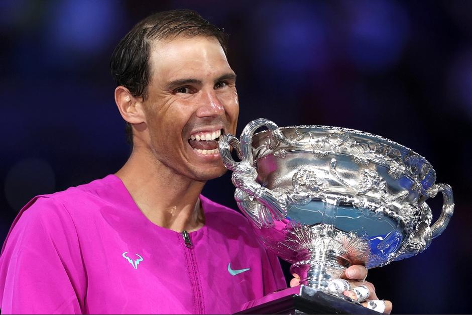 Rafael Nadal ha logrado conseguir su título 21, imponiendo una marca en Grand Slam. (Foto: AFP)