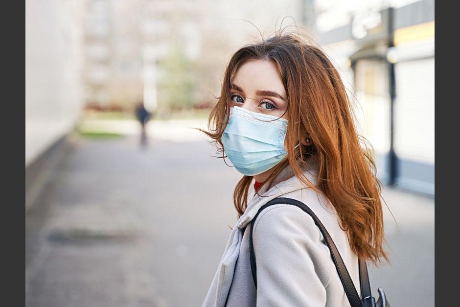 El Covid-19 aún es catalogado como pandemia y no ha pasado a ser parte de otra fase, según explican expertos del mundo. (Foto: iStock)