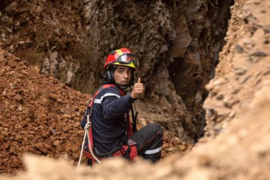 El padre de Rayan mantiene la fe de que encuentren con vida al peque&ntilde;o. (Foto: AFP)