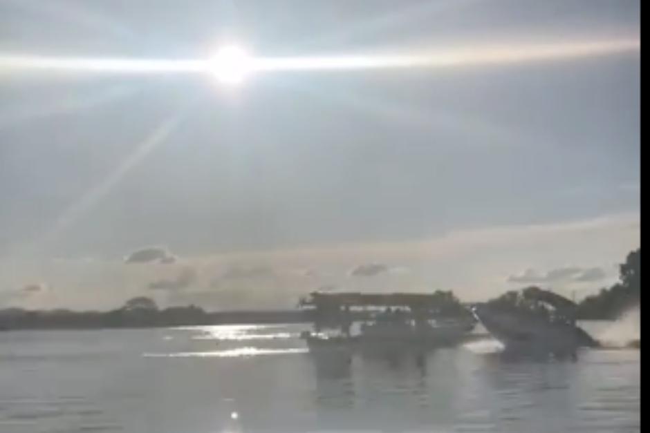 En el choque no se reportaron heridos, pero s&iacute; p&eacute;rdidas materiales. (Foto: captura de video)&nbsp;