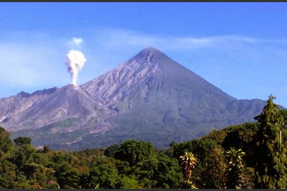 Montañistas captaron una superficie "extraña" en el Volcán Santiaguito. (Foto: Stereo 100)