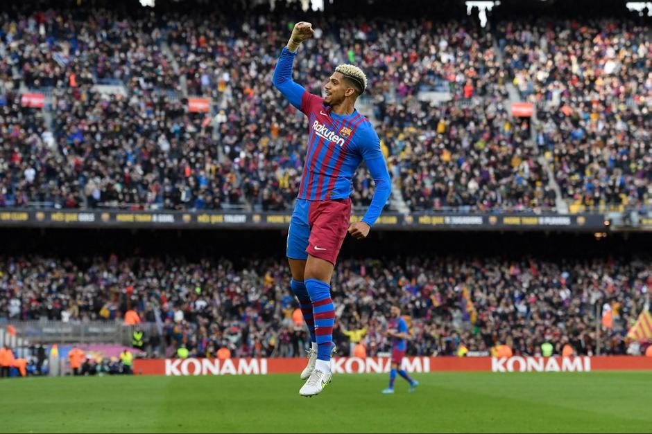 Ronald Araujo se arrepinti&oacute; de sus actos y emiti&oacute; una disculpa en redes sociales. (Foto: AFP)