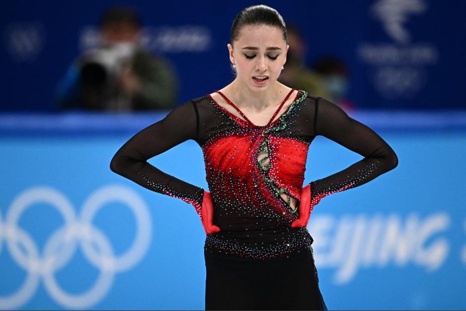 La patinadora kamila Valieva quedó en el cuarto lugar de las Olimpiadas bajo el ojo de la crítica. (Foto: AFP)