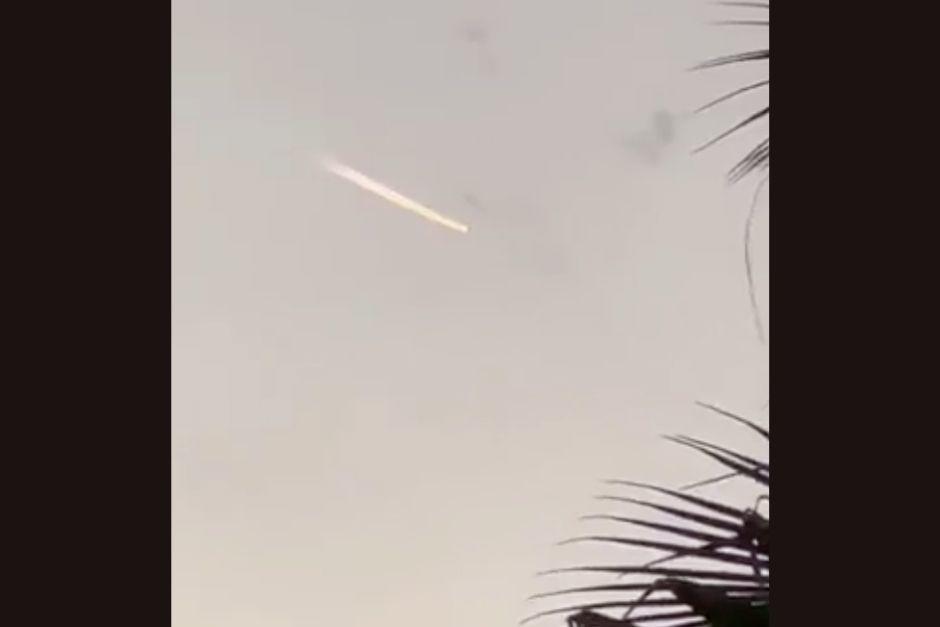 Vecinos de Suchitepéquez captaron en video lo que parece ser un objeto volador no identificado. (Foto: captura video)&nbsp;