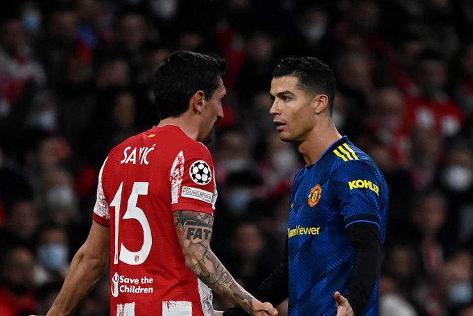 El Manchester United de Cristiano Ronaldo a penas rescat&oacute; el empate ante el Atl&eacute;tico de Madrid en la Champions League. (Foto: AFP)