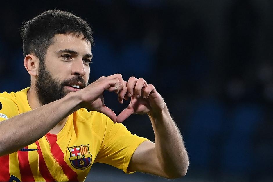 Jordi Alba fue uno de los goleadores del partido en la goleada ante el Napoli. (Foto: AFP)