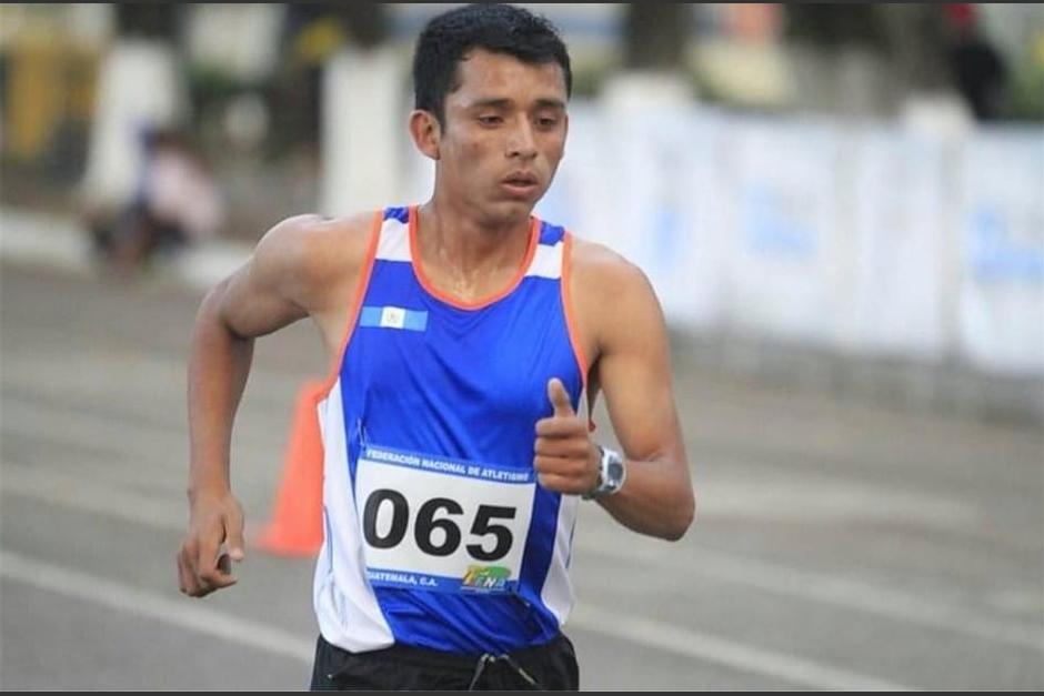 El marchista ol&iacute;mpico guatemalteco, Uriel Barrondo sufri&oacute; un accidente este 25 de febrero. (Foto: Facebook)