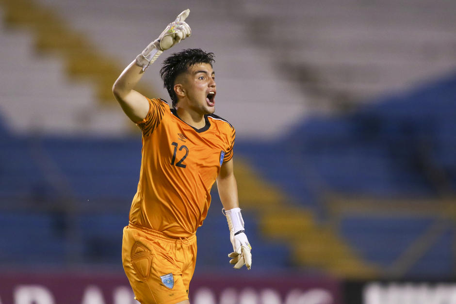 El guardameta de 17 a&ntilde;os espera definir su futuro en los pr&oacute;ximos d&iacute;as. (Foto: Concacaf)