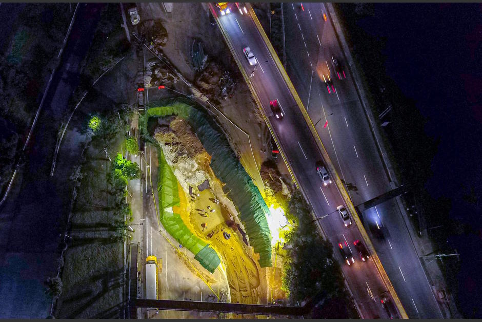 Covial informó que durante el fin de semana avanzaron con el relleno del hundimiento en la ruta al Pacífico. (Foto: Covial)