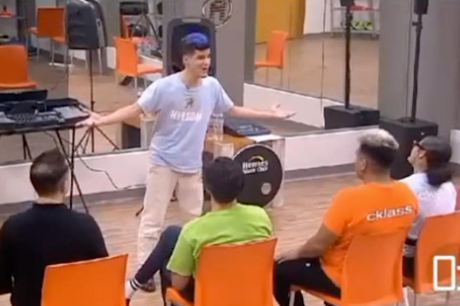 El representante de Guatemala est&aacute; en ensayo para su presentaci&oacute;n. (Foto: Tik Tok)