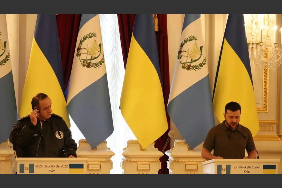 El presidente de Guatemala se encuentra de visita en Ucrania. (Foto: Cortes&iacute;a/Soy502)&nbsp;