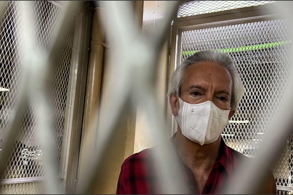 El presidente de elPeriódico, José Rubén Zamora, amaneció en las carceletas de Torre de Tribunales. (Foto: Cortesía)