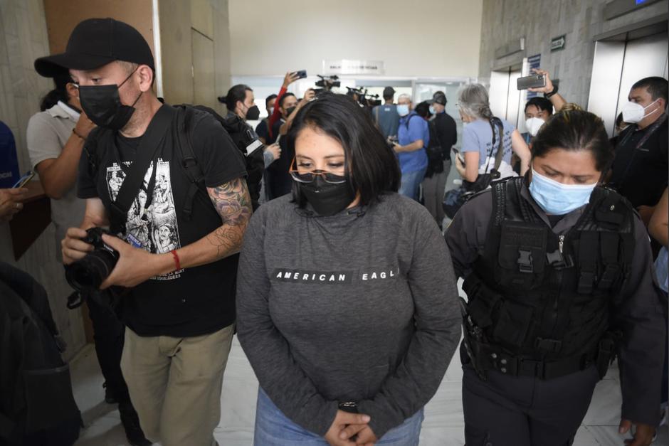 Samari G&oacute;mez, fiscal auxiliar de FECI, fue enviada a prisi&oacute;n preventiva por un supuesto caso que la vincula con Jos&eacute; Rub&eacute;n Zamora. (Foto: Wilder L&oacute;pez/Soy502)