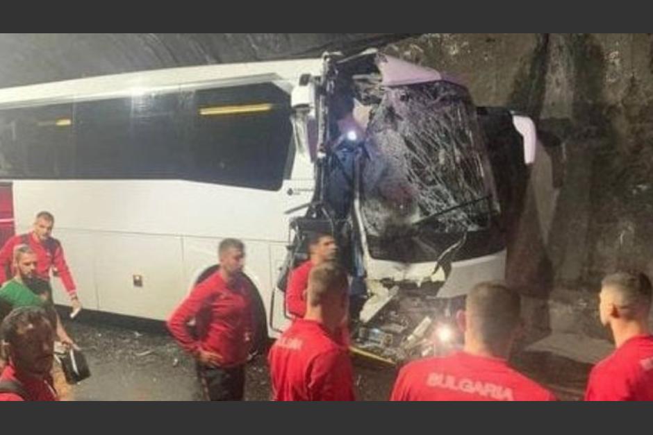 La selección de Bulgaria sufrió un aparatoso accidente automovilístico. (Foto: Sport)