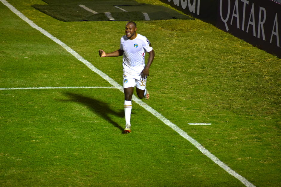El ecuatoriano se convirti&oacute; en el goleador de Comunicaciones en la Concacaf League 2021. (Foto: Fredy Hern&aacute;ndez/Soy502)