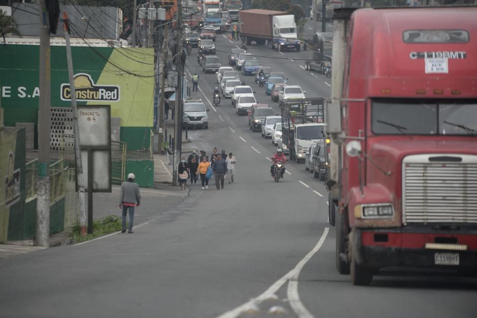 El transporte pesado será enviado hacia el Anillo Periférico y posteriormente a la calzada Roosevelt. (Foto: Wilder López/Soy502)