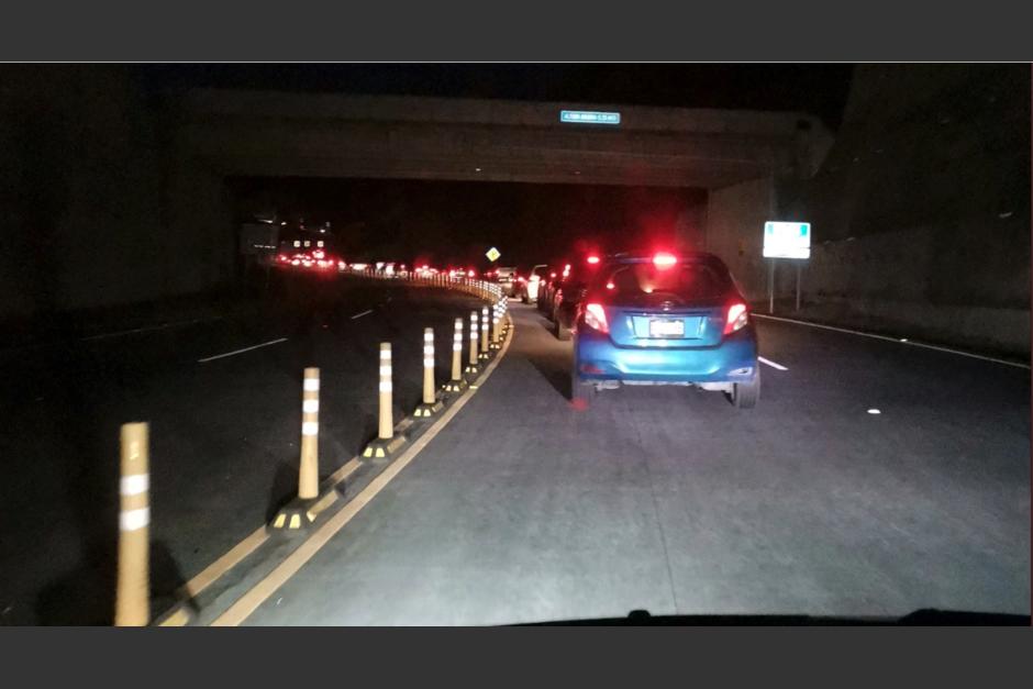 Desde las 5:00 horas de este jueves se reportaron complicaciones. (Foto: Twitter/JenLenni)&nbsp;