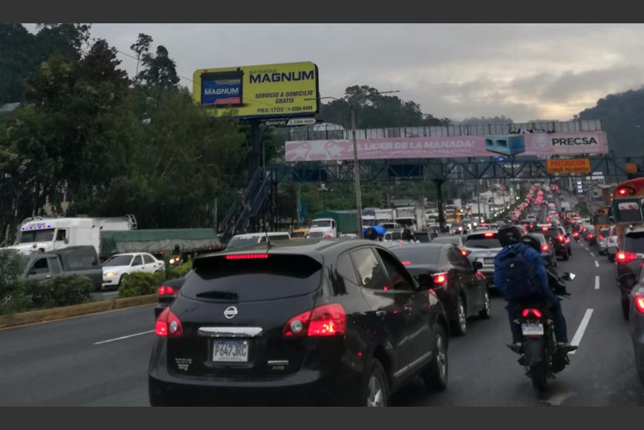 El tr&aacute;fico en Villa Nueva antes del agujero ya era una pesadilla para cientos de residentes. (Foto: FB/Tr&aacute;fico Villa Nueva)&nbsp;