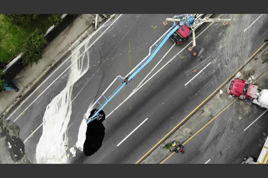 Esto dice el Ministerio de Comunicaciones en relación a la aplicación de lodocreto en el hundimiento de la ruta al Pacífico. (Foto: Wilder López/Soy502)