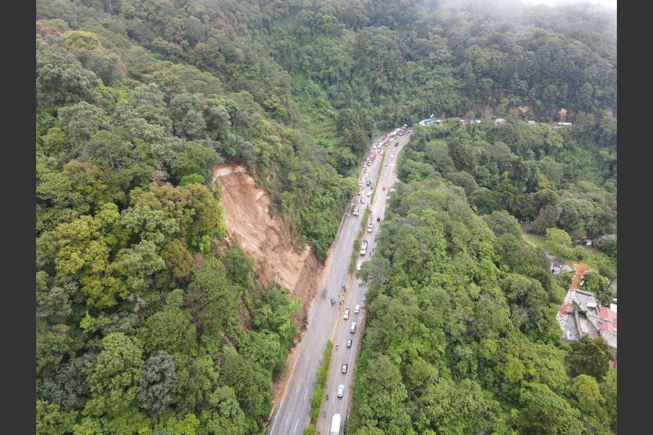 El paso en el kil&oacute;metro 24 de la carretera Interamericana no est&aacute; completamente habilitado. (Foto: Carlos Alonzo / Soy502)&nbsp;
