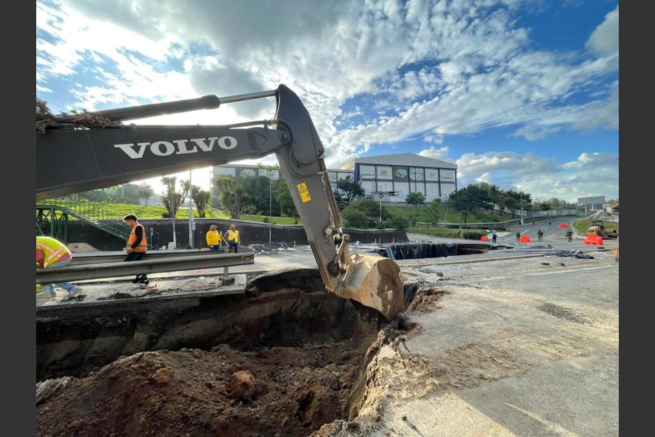 Así se observa el hundimiento en la ruta al Pacífico después de que comenzaran las labores de excavación. (Foto: Municipalidad de Villa Nueva)