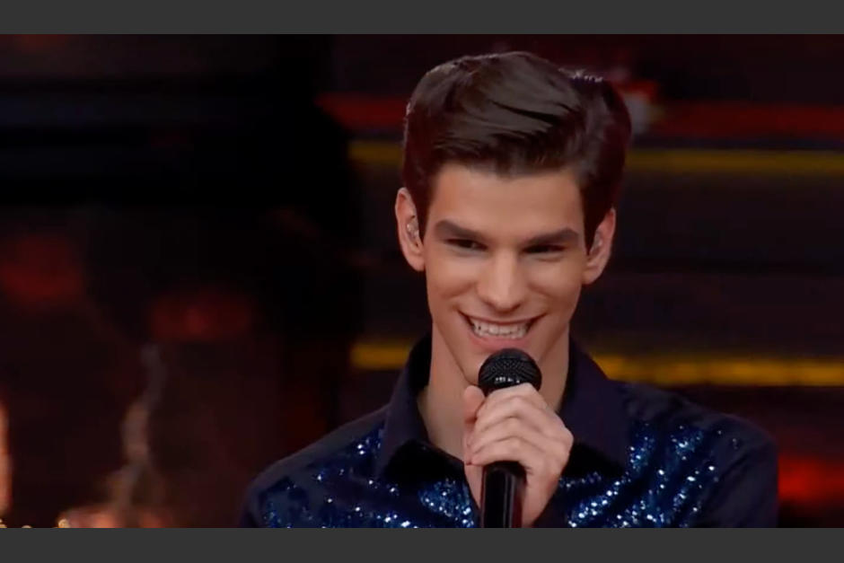 Nelson Carreras encendió el escenario con una canción de Carlos Vives. (Foto: Archivo/Soy502)&nbsp;