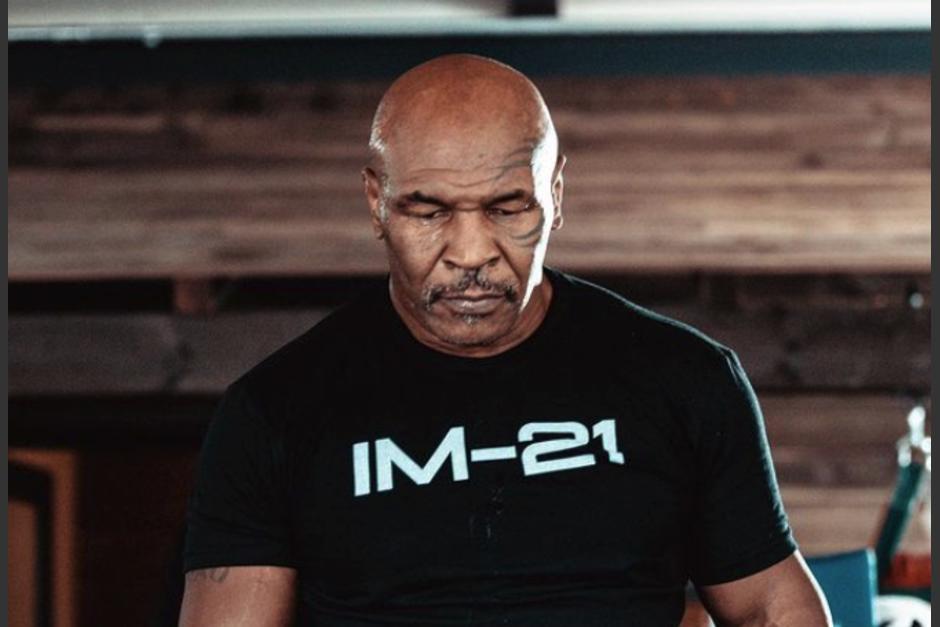 En una pelea del 1997, Mike Tyson protagonizó un escándalo al morder la oreja de su contrincante&nbsp;Holydield. (Foto: Instagram)