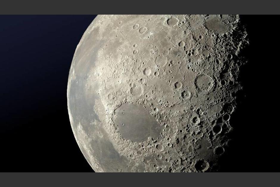 En una cara oculta de la Luna se formó un doble cráter tras el impacto de un misterioso cohete. (Foto ilustrativa: Pixabay)