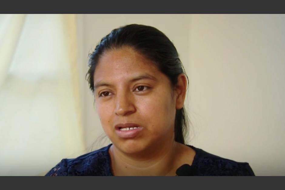Esmeralda, confirmó que su hermana, una joven guatemalteca sobrevivió a la tragedia en San Antonio Texas. (Foto: Captura de video de Telemundo)