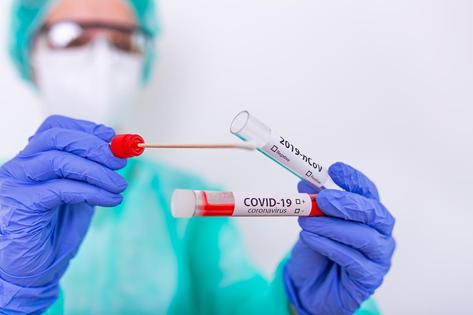 Más de 4 mil contagios de Covid-19 se reportaron en un día. (Foto: Shutterstock)